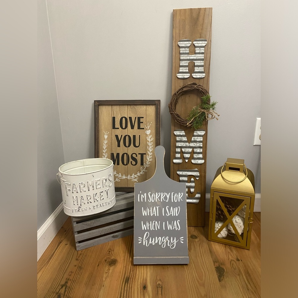 Farmhouse decor